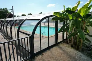 piscine camping 300x200 1
