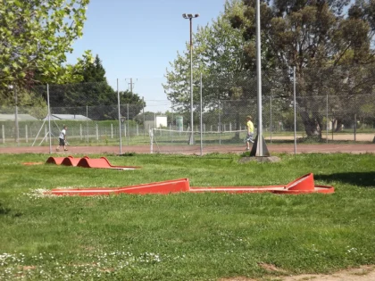 Services 3 MINI GOLF TERRAIN SPORT